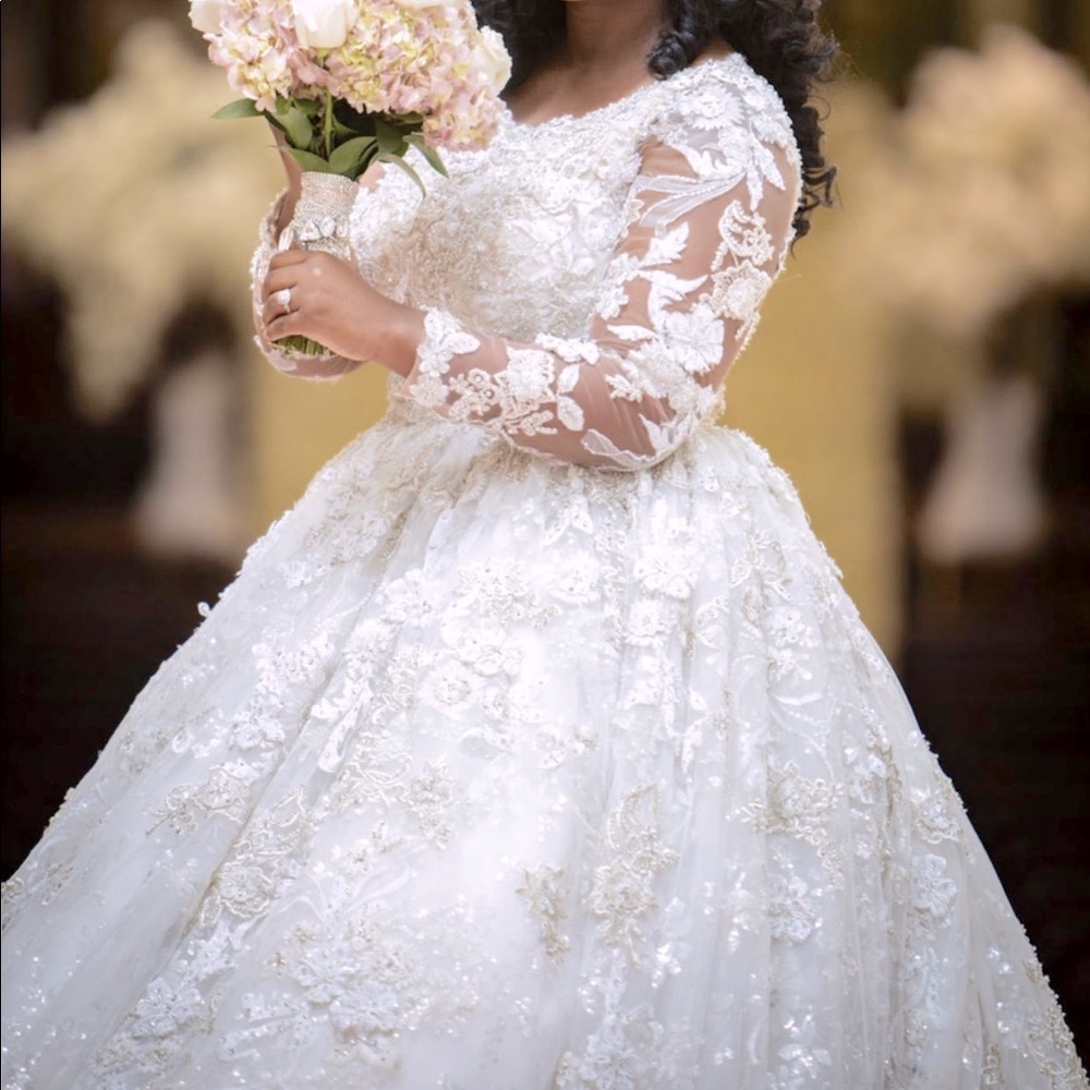 Ysa Makino 68964 / Stephen Yearick Wedding Gown